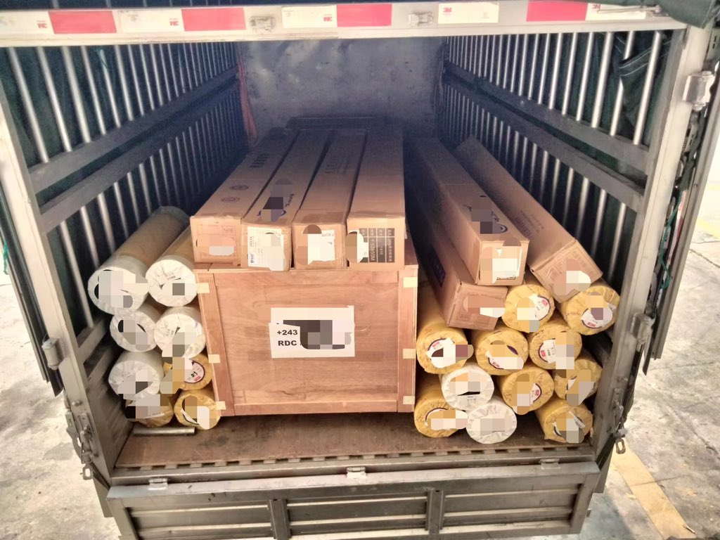 Nicolechen921's tweet image. 🚚🇨🇩6 colors eco solvent printer to Africa💪💪
Kongkim eco solvent printer suitable for 4/6 ink colors for higher printing quality👍

📲&amp;amp; WS &amp;amp; Wechat: +86 159 157 81 352; 

#congoprinter
#Congoelection
#Congolargeformatprinter
#Congoecosolventprinter