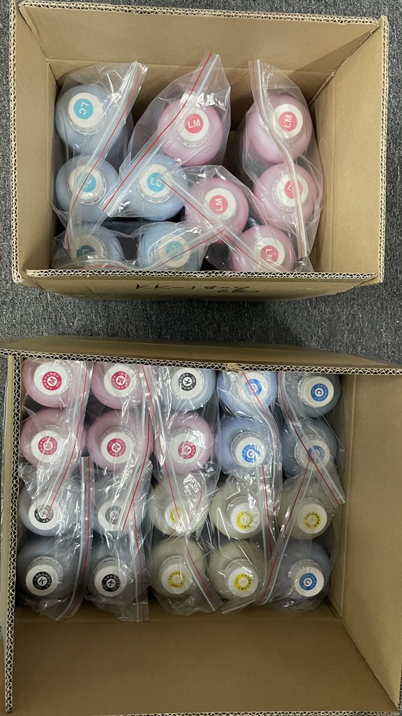 Nicolechen921's tweet image. 🚚🇨🇩6 colors eco solvent printer to Africa💪💪
Kongkim eco solvent printer suitable for 4/6 ink colors for higher printing quality👍

📲&amp;amp; WS &amp;amp; Wechat: +86 159 157 81 352; 

#congoprinter
#Congoelection
#Congolargeformatprinter
#Congoecosolventprinter