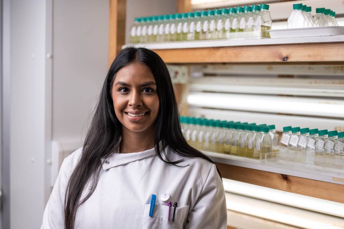 MBA - Marine Biological Association (@thembauk) on Twitter photo Are you ready for the Young Marine Biologist Summit tomorrow?
Our co-host Yasmin Meeda <a href="/Marinebioyaz/">Yasmin Meeda</a> will be on <a href="/BBCDevon/">BBC Devon</a> at 8.20am on Saturday morning to discuss the exciting talks and sessions at this free, online event.
<a href="/saveourseas/">Save Our Seas</a> #YMBSummit23
buff.ly/464I90L Are you ready for the Young Marine Biologist Summit tomorrow?
Our co-host Yasmin Meeda <a href="/Marinebioyaz/">Yasmin Meeda</a> will be on <a href="/BBCDevon/">BBC Devon</a> at 8.20am on Saturday morning to discuss the exciting talks and sessions at this free, online event.
<a href="/saveourseas/">Save Our Seas</a> #YMBSummit23
buff.ly/464I90L