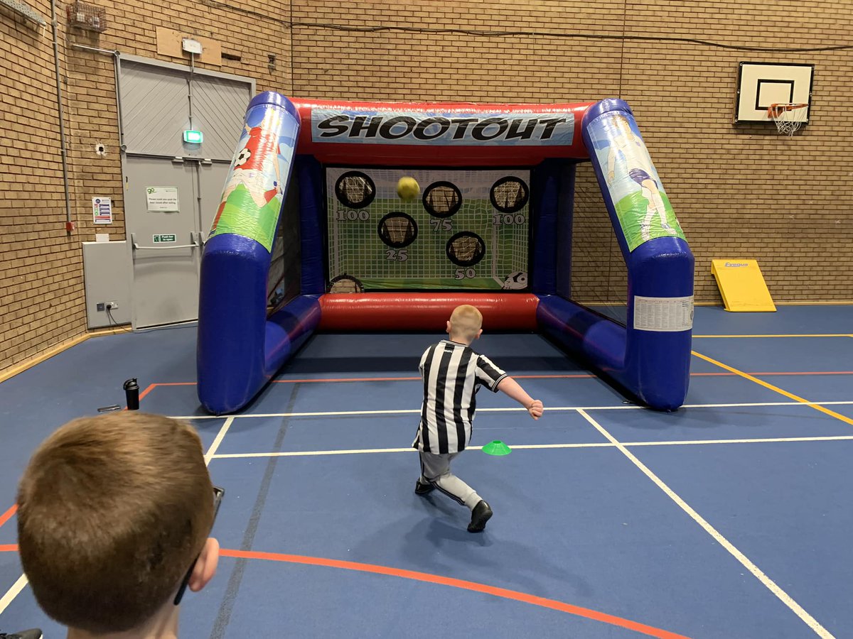 gateshead's tweet photo. Thank you to our teams, partners and communities for making today's Active Through Football family fun day a success! ⚽️

Visit https://t.co/k7fHoX93I2 to find out more about free football and multi-sports sessions for all ages and abilities. https://t.co/iBhAlEg9JU