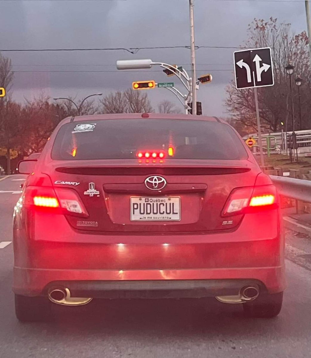 Bob_Bineau's tweet image. C&apos;est vendredi, on fait l&apos;amour. 

*Mais faut se laver les fesses avant!