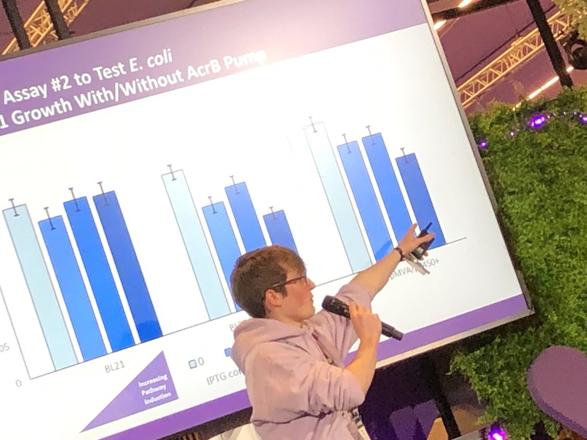 Alexander Darlington tweet media