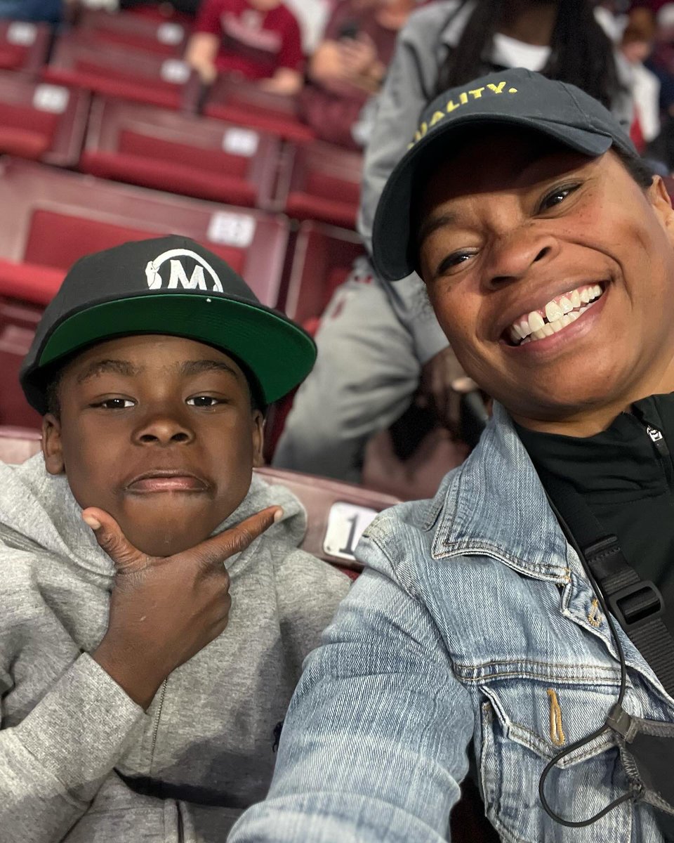 MORRA GILL tweet media