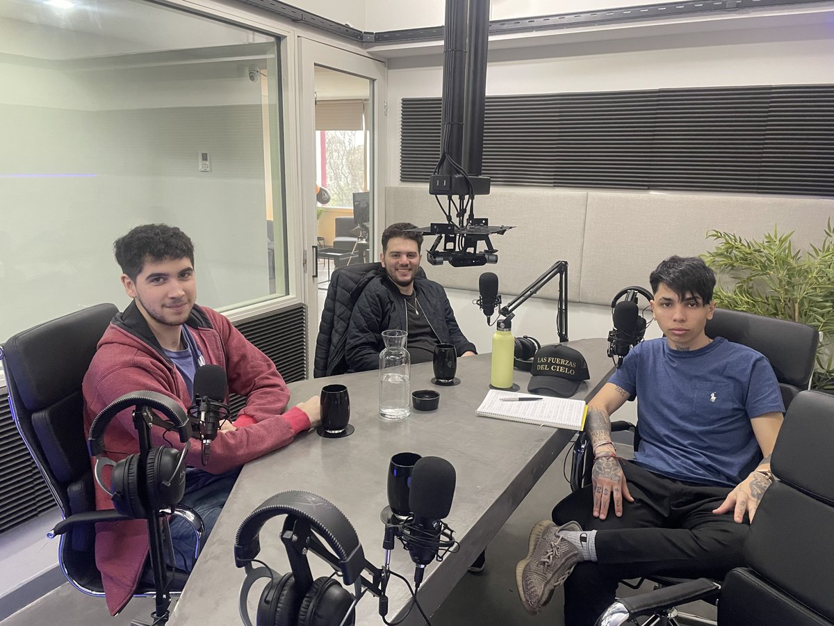 Gianferreyra_'s tweet photo. 🔥🚨 AHORA

Hoy a las 16:00 comienza Sin Infiltrados,  hablaremos de toda la actualidad política y de liberalismo, pero de una manera descontracturada 

Quiénes quieran enviar sus audios, háganlo a este número: 54 9 11 5867-1452

Twitch: https://t.co/3HRvLnKNLl
YouTube: https://t.co/4cqtexNdgm

VIVA LA LIBERTAD CARAJO! 🇦🇷🦁

@medicenrapa @TinchoSnow_ @Edu_C_R @StreamNestok