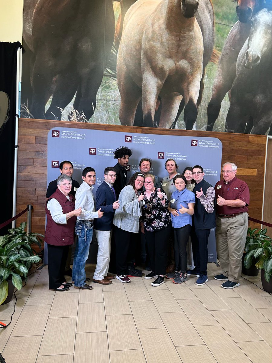 We are so thankful for our donors who support Aggie ACHIEVE and for the chance to meet them today at the Texas A&M School of Education & Human Development donor luncheon! If you’re interested in more information about becoming a donor, find it here: aggieachieve.tamu.edu/get-involved/#…