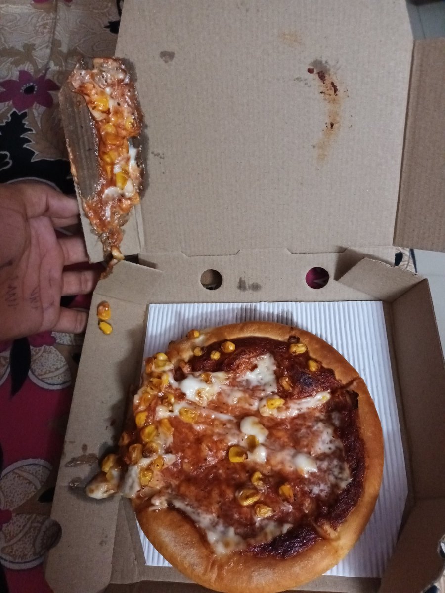 _dipesssh's tweet image. "🙁 Just received my food delivery and the food is spoiled and the seal was also opened. @Swiggy, can you help resolve this issue ASAP?
I have also mailed the issue. Expecting to get it solved 
 #CustomerService #ResolutionNeeded"