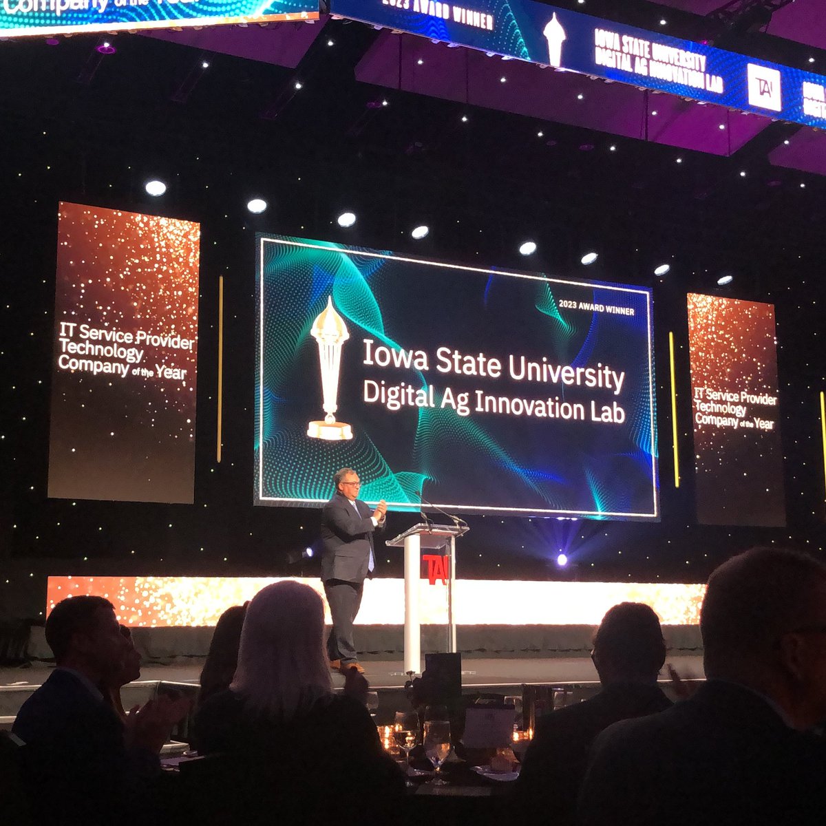 davisbrownlaw's tweet image. Last night, Dentons was a sponsor and presenter at the 18th Annual Prometheus Awards, a celebration of the very best in Iowa tech. Hosted by @TechnologyIowa, this event is a yearly source of inspiration for our tech community in Iowa.
#Dentons #UniteIowaTech