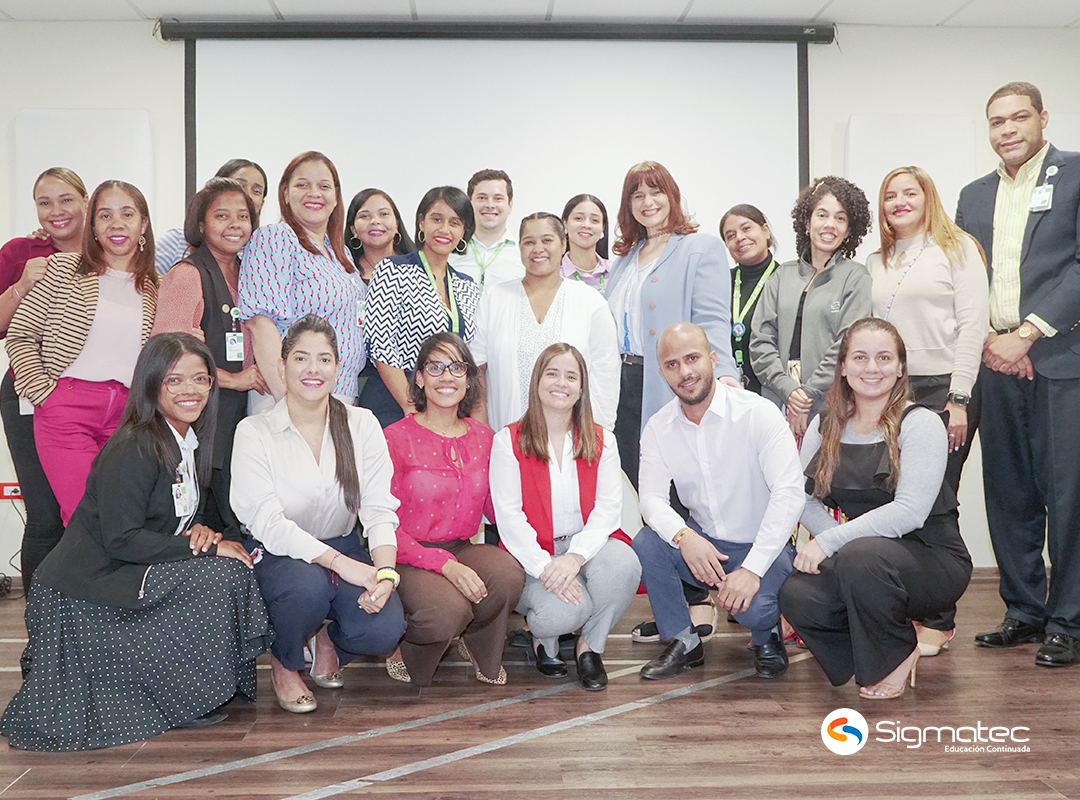 sigmatecdr's tweet image. 🌟 ¡Creando una experiencia de servicio extraordinaria! 🌟

¡Felicidades a todos los participantes por su dedicación y entusiasmo!

#Sigmatec #DesarrolloProfesional #Servicioalcliente #SENASA