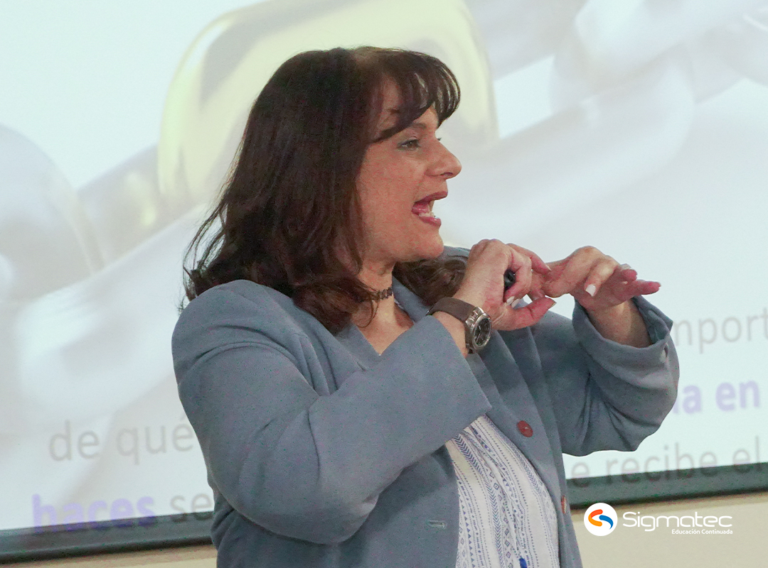 sigmatecdr's tweet image. 🌟 ¡Creando una experiencia de servicio extraordinaria! 🌟

¡Felicidades a todos los participantes por su dedicación y entusiasmo!

#Sigmatec #DesarrolloProfesional #Servicioalcliente #SENASA