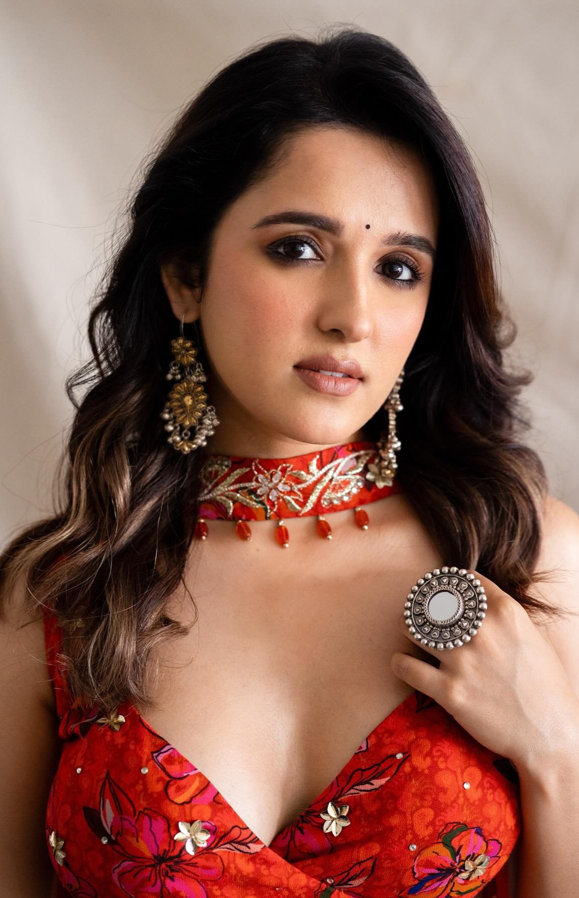 F-Bb8l2boAAA3xL?format=jpg&name=large