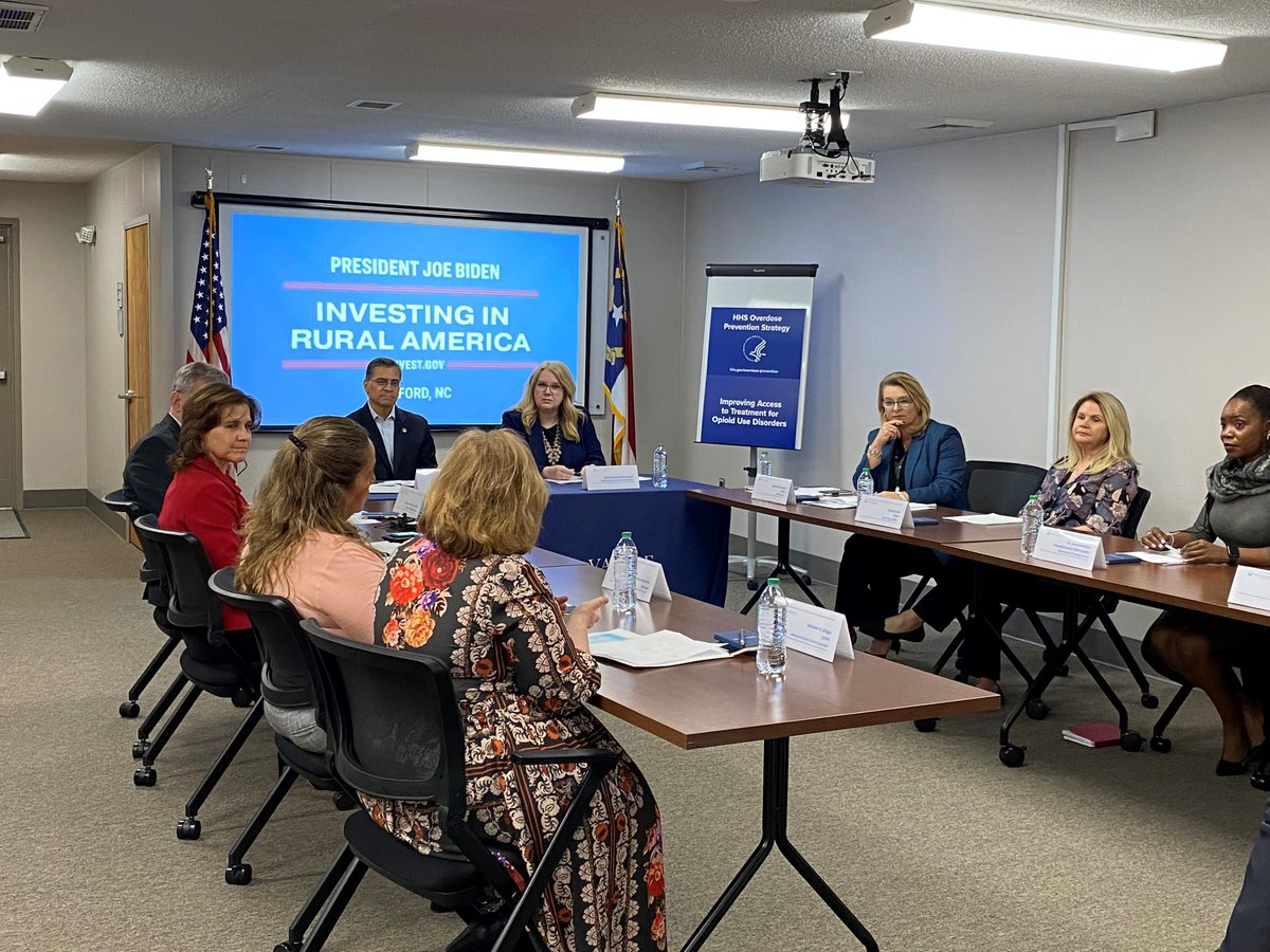 #HRSA Administrator Carole Johnson joins @HHSGov @SecBecerra, @NCAGO, Granville-Vance Public Health Department, Dr. Tilson and other NC health leaders for a roundtable discussion on child and adolescent behavioral health.