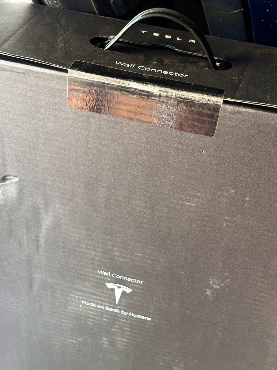 ChargePozitive's tweet image. For sale: brand new in box 
Tesla Wall Connector $475 / OBO
San Diego / SoCal pickup