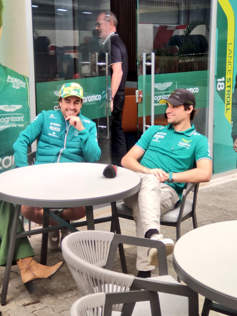 Aston Martin F1 updates tweet media