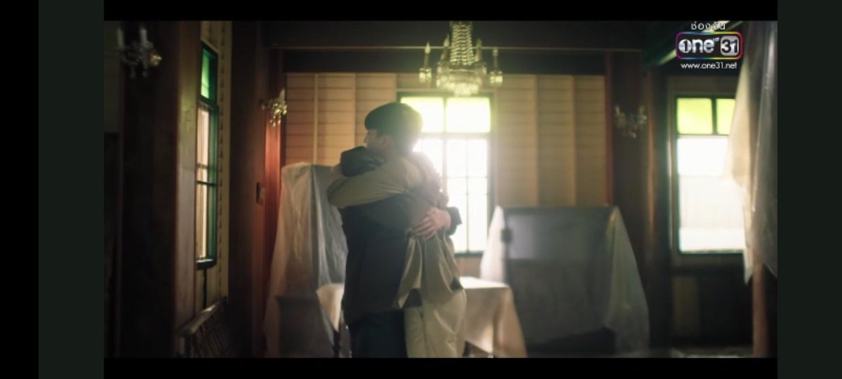 ajchapan's tweet photo. บอกหน่อยว่านี่คือคุณใหญ่ในอดีต หรือปัจจุบัน ... #หอมกลิ่นความรักFinalEP https://t.co/G1heixWq28