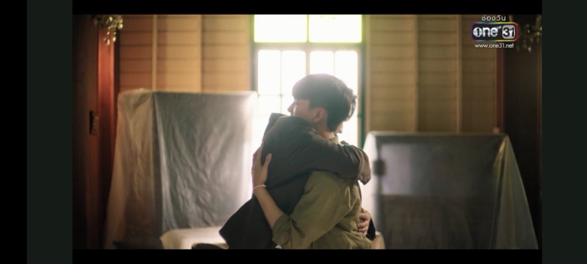 ajchapan's tweet photo. บอกหน่อยว่านี่คือคุณใหญ่ในอดีต หรือปัจจุบัน ... #หอมกลิ่นความรักFinalEP https://t.co/G1heixWq28