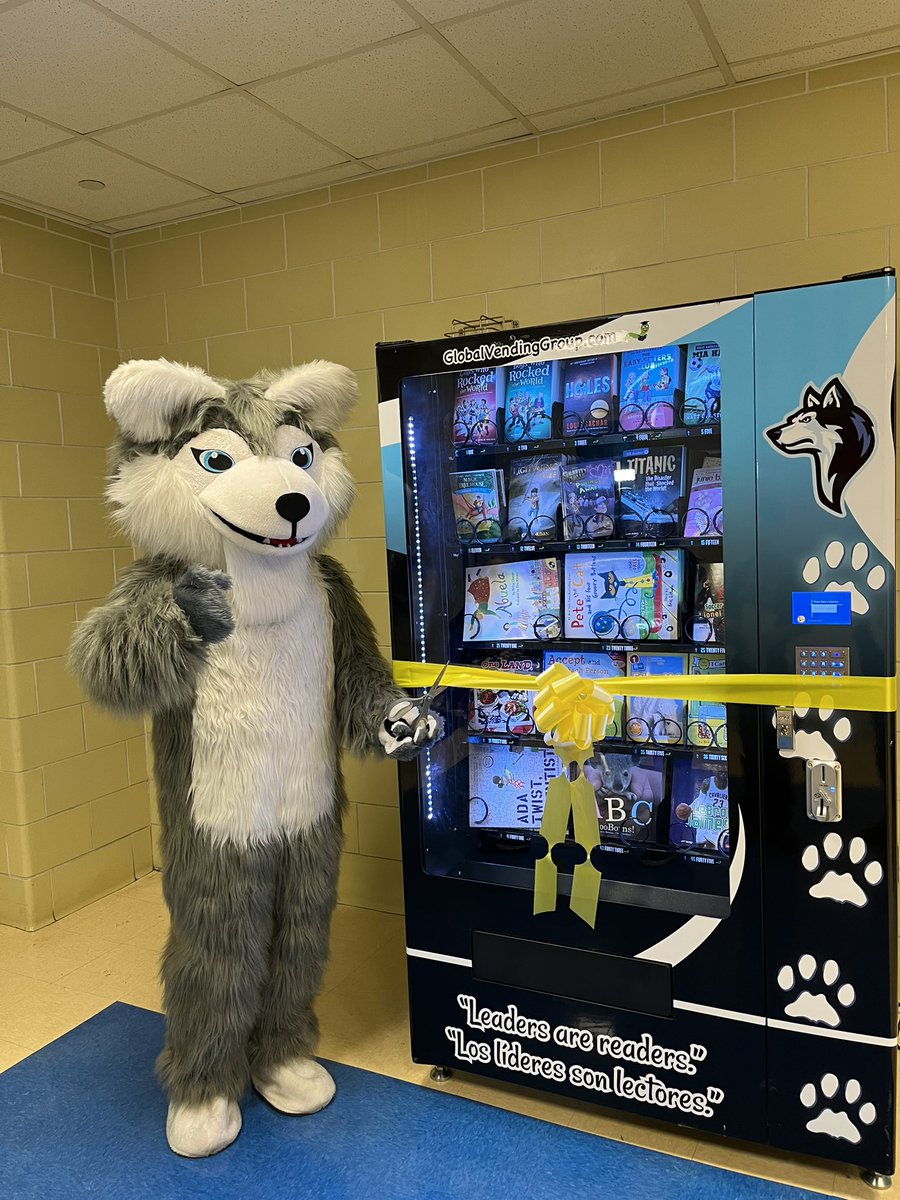 PS91Q's tweet photo. Our Myon Reading contest is getting everyone super excited here at the PACK. All students in the winning classes each month will receive a #bookvending #BookwormMachine token.
#nycreads
@DOEChancellor @NYC_District24 @NYCMayorsOffice https://t.co/UNc8ZapIVC