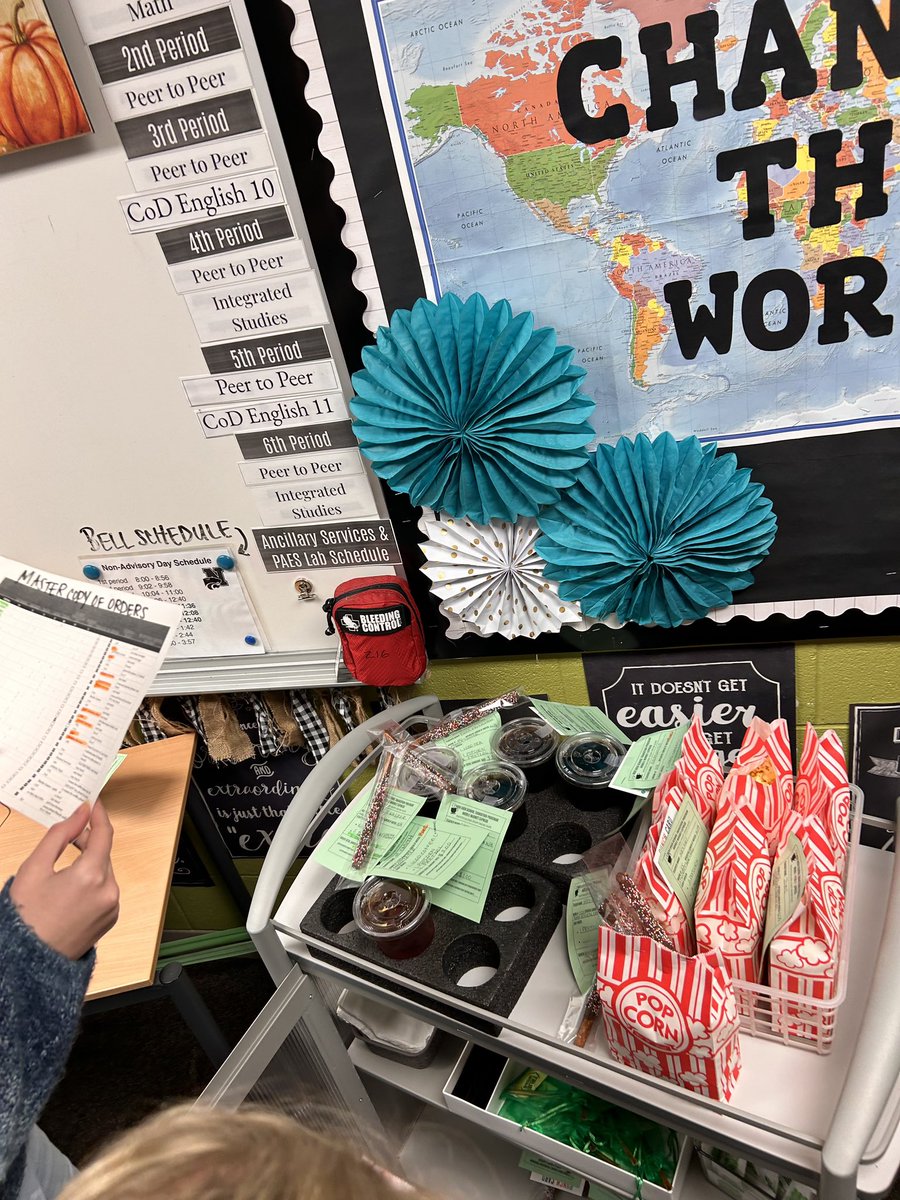 Novi4all P2P tweet media