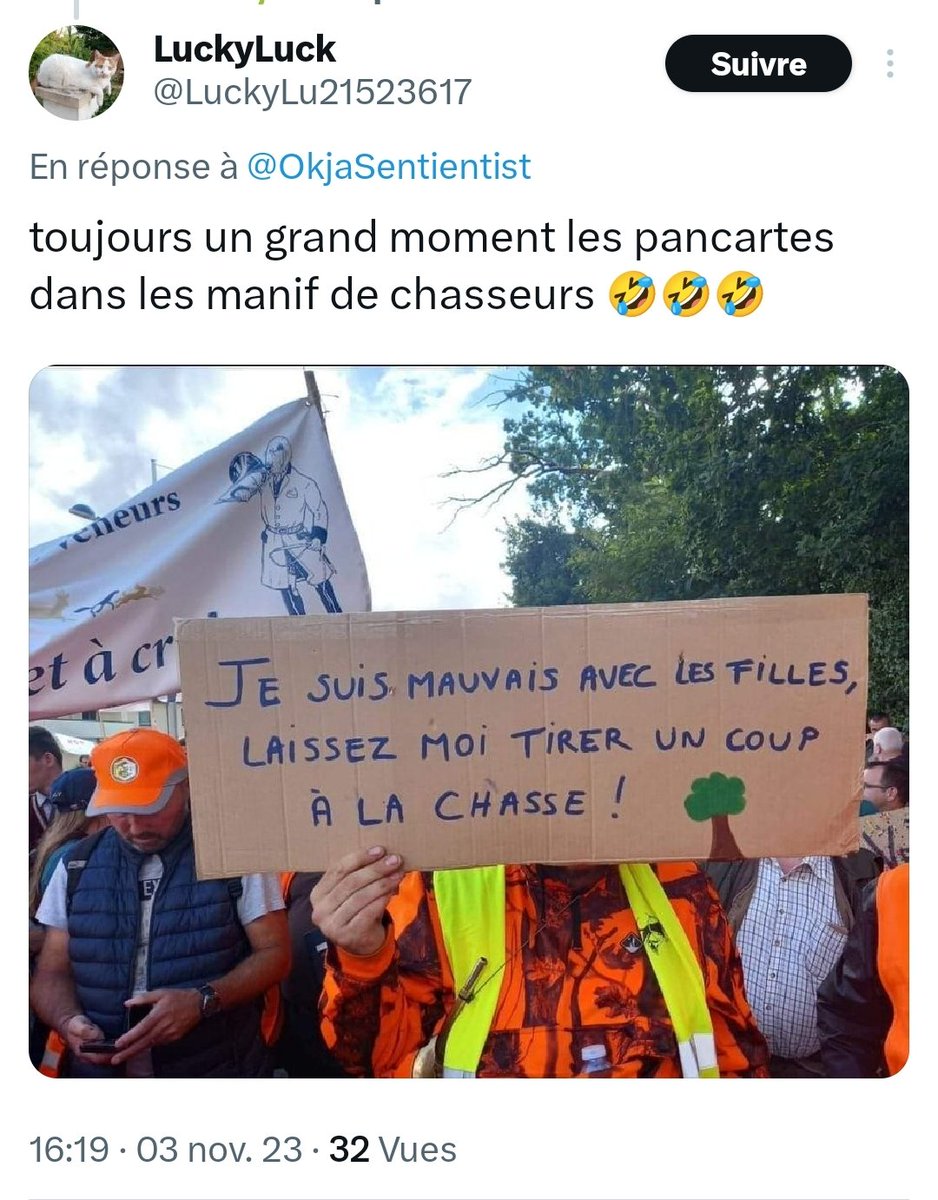 ArcherNormandie's tweet photo. Toujours de grands moments les pancartes dans les manif d'ultra gauche 🤣🤣🤣 #JaimeLaChasse #IlsSachentNousChassons #StopChasseBashing https://t.co/7cso3p5l1Z