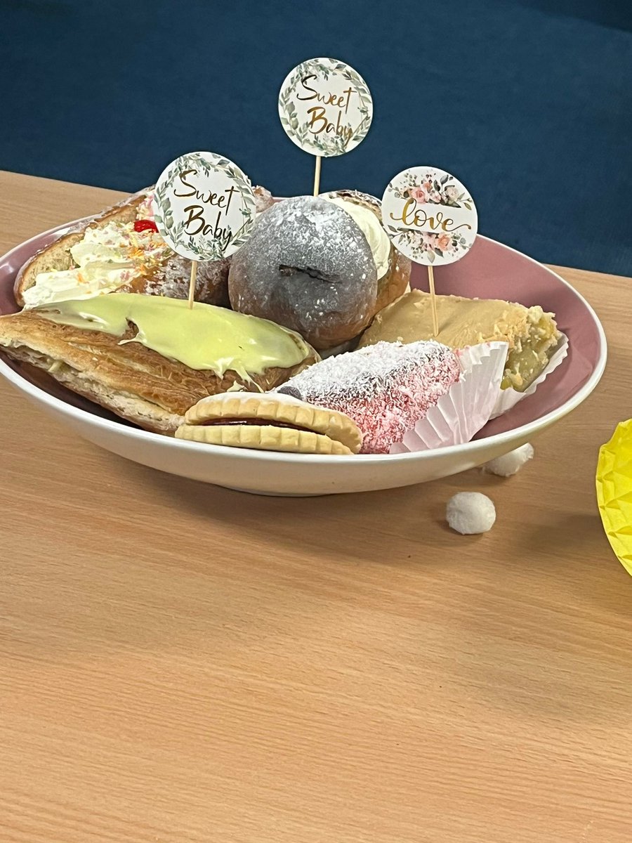 StJosephsWDC's tweet photo. Today, we enjoyed some treats, as we said goodbye and good luck to Miss Kelly who finished up for her maternity leave 👶. Everyone at St Joseph’s is wishing you a wonderful maternity leave, and we can’t wait to meet your little bundle of joy real soon ❤️ @MissKelly_x https://t.co/XFkNxjrI49
