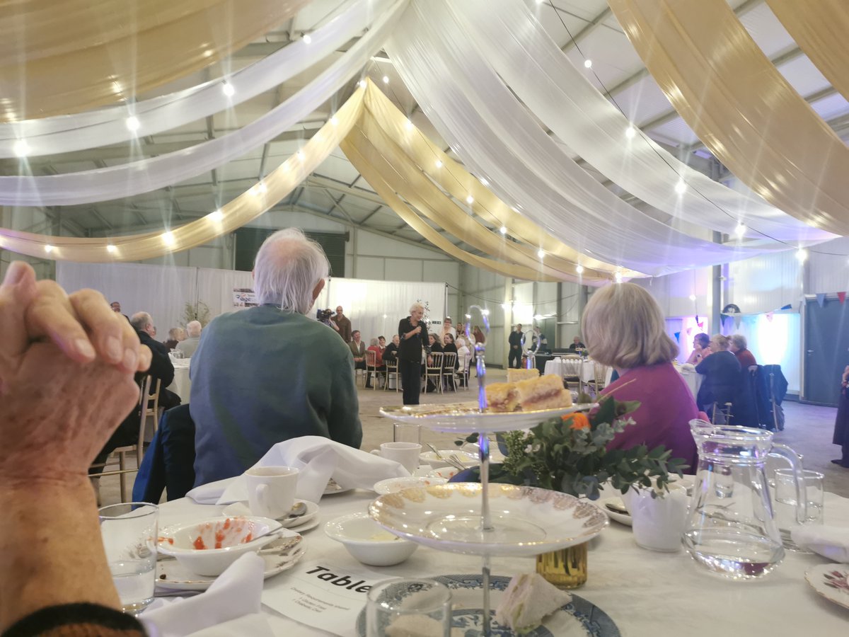 AgeUKSomerset's tweet photo. You'll never guess what we got up to on Wednesday to celebrate our #75thAnniversary!
We took a big group of older people as guests to a wonderful #AfternoonTeaParty, hosted by @sarahbeeny &amp; her lovely family, &amp; held in their #Somerset barn! 😊
Big Thanks to all &amp; @BerrysCoaches❤️ https://t.co/XcmTAkMlmD