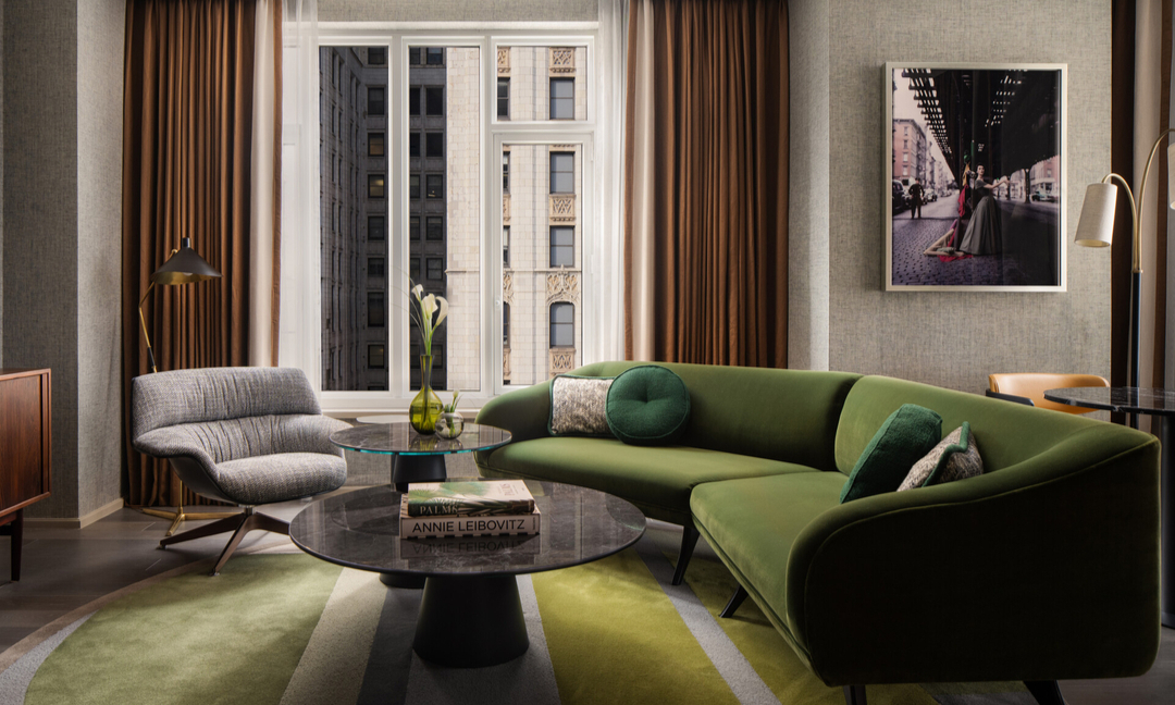 Introducing our Gotham Collection where no two suites are alike, this artfully designed and curated space is intended to make guests feel right at home.

Pictured here is our Gotham with terrace on the 23rd floor featuring @taschen books and photography artwork by William Helburn