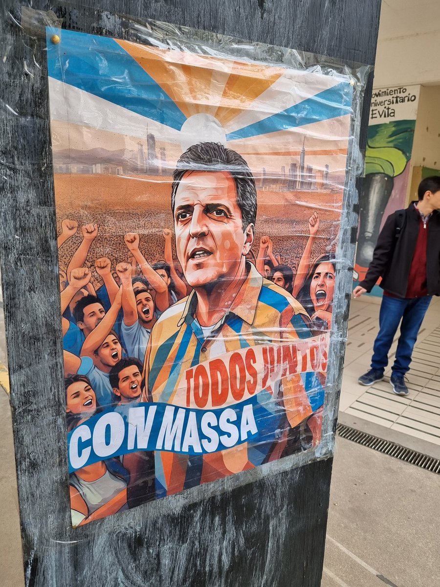 pacoluchilo's tweet photo. @psicoincognito Vi ese mismo afiche en la facultad de psicología de la UNR. https://t.co/jgYS1vkzmR
