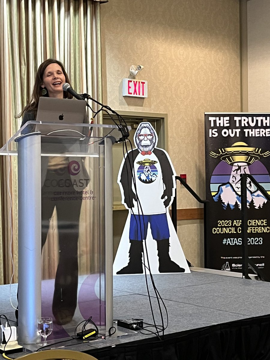 SciGeekJulie's tweet image. And now for @riskindan’s better half - so excited to hear Dr. Shelby Riskin discuss climate change &amp;amp; biodiversity loss. @ATASciCouncil #atasc2023