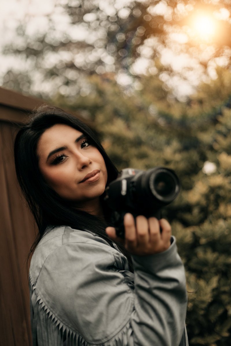 deannegina's tweet photo. The one behind the lens 📷✨ https://t.co/VSBKFXibas