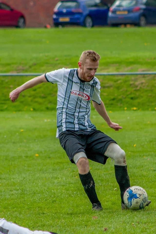 It’s back to cup action this weekend, as The Magpies travel to Montgomery.

⚽️ CWFA Emrys Morgan Cup R3
🆚 @MontgomeryTown1 
🏟️ Clostanymur
🗓️ 4/11/23
⏰ 14:00

#UpTheTown!⚫️⚪️

📸 Kyran Dockerty