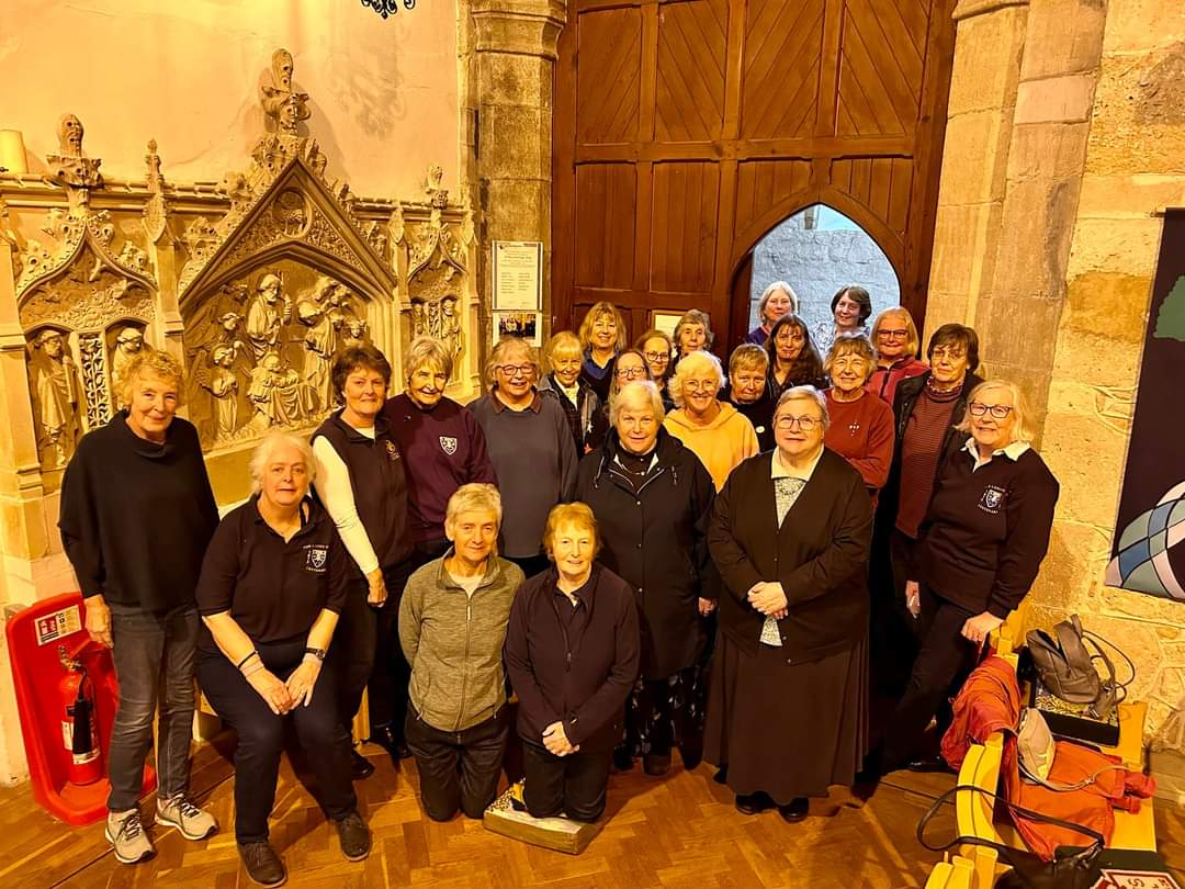 LGofCR's tweet photo. Southern District ladies enjoyed the #bellringing around the New Forest on Saturday. Fordingbridge, Ringwood, Hordle, Brockenhurst, Eling and Minstead.
New ladies are joining all the time! Very honored 🤩 https://t.co/6D47Q8doKc
