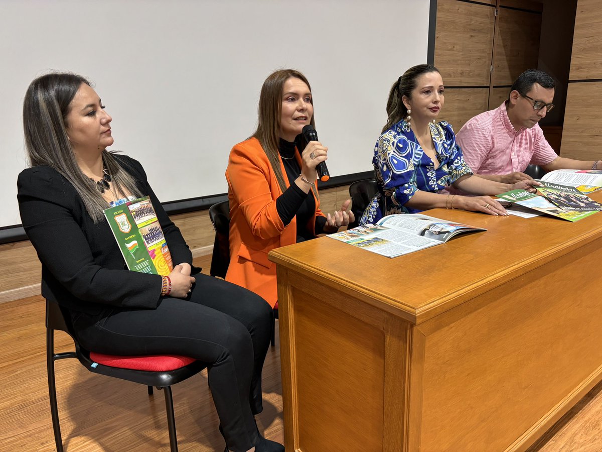 SecEducacionBoy's tweet photo. #AEstaHora la @sedboyaca presenta a los representantes de los medios de comunicación de Boyacá, las principales experiencias significativas, Buena Práctica y participaciones nacionales e internacionales de la sectorial del 2023. ¡Gracias por se parte de nuestros éxitos! https://t.co/DG3spsr4Vk