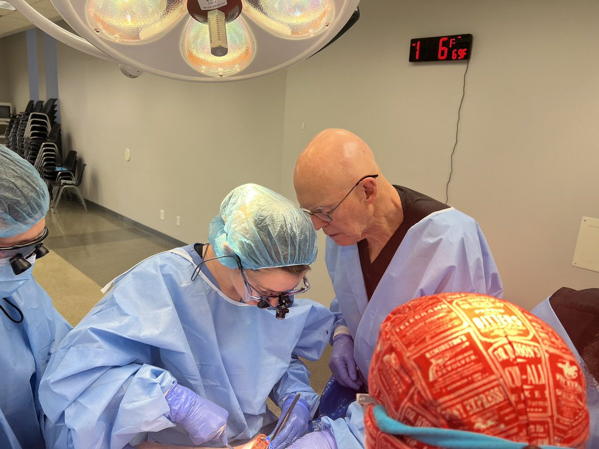 mattsmeds's tweet photo. Just finished “leg” morning in the cadaver lab at #APEX23 https://t.co/MekQVefmyx