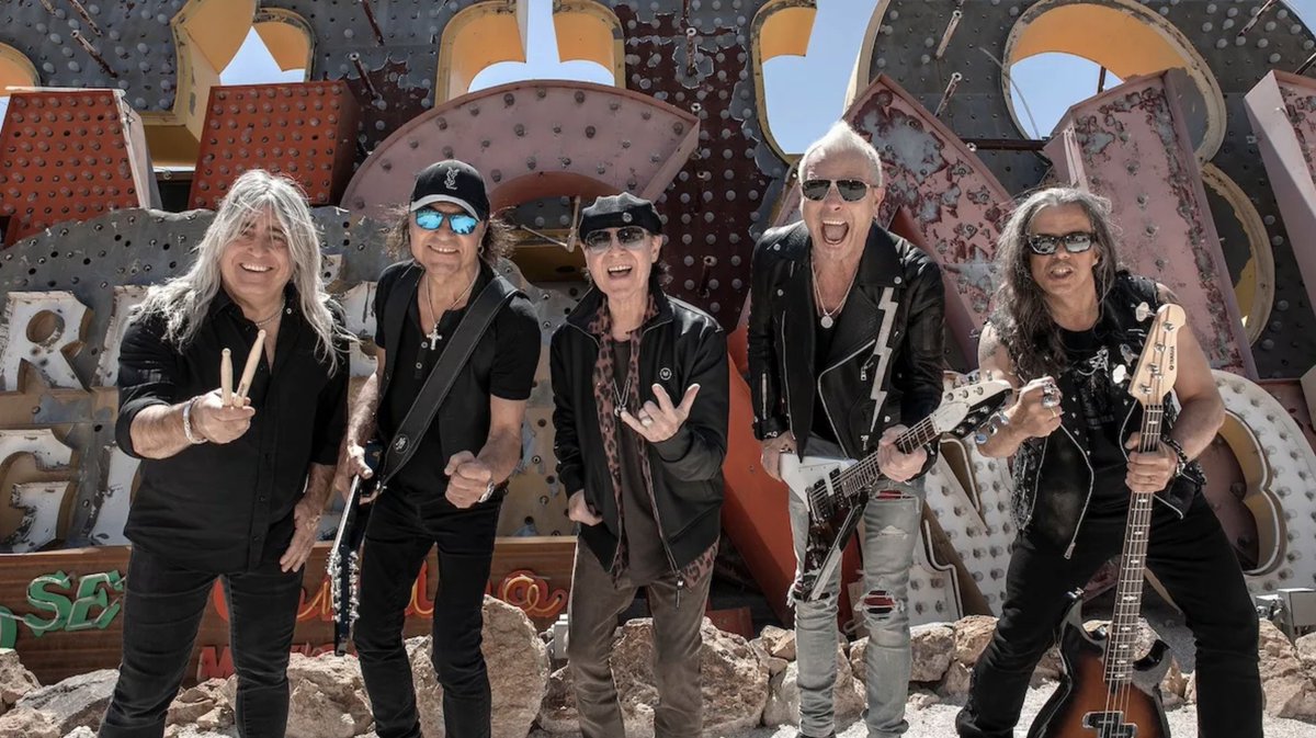 Metal Edge tweet media