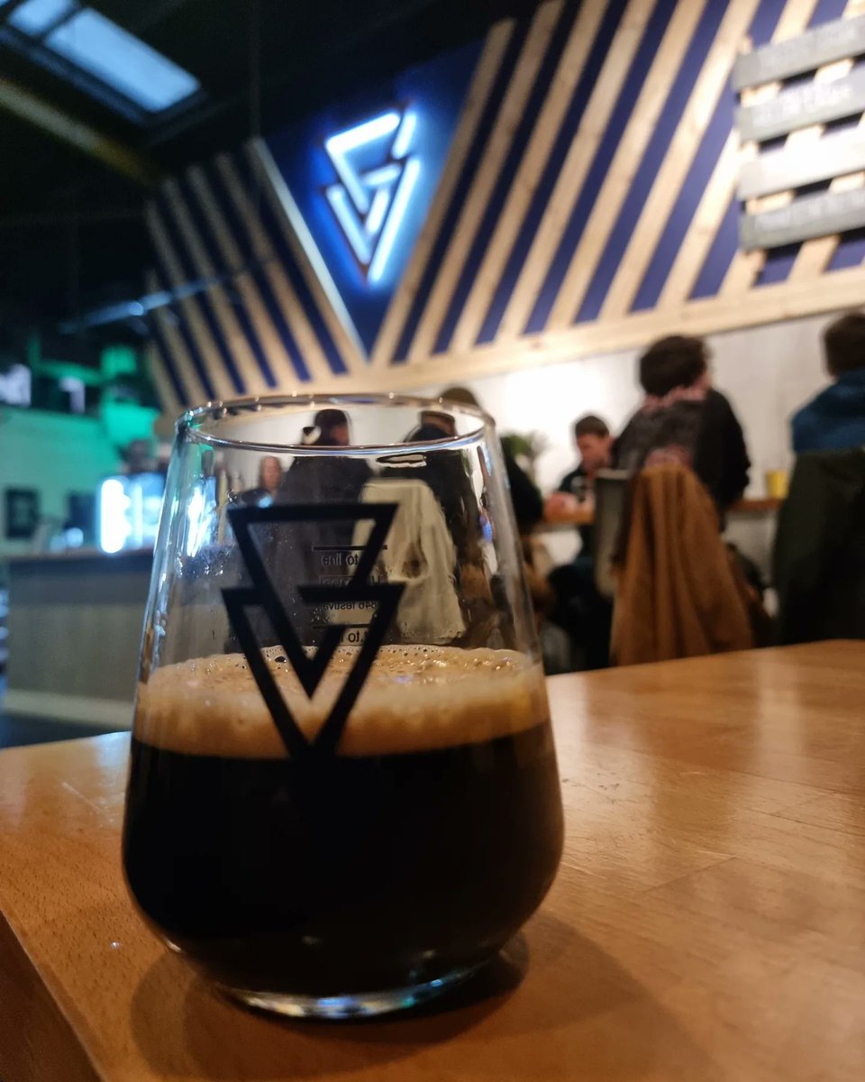 huytonbad's tweet photo. In the office in Liverpool on a Friday, @azvexbrewing tap room 2 minutes across the road, and Friday rhymes with beer so a 13% Impy Stout to start then or wha? #fridayafterwork #fridayrhymeswithbeer #azvexbrewing #taproom #imperialstout #craftbeer #Liverpool https://t.co/BKvKwHjTpk