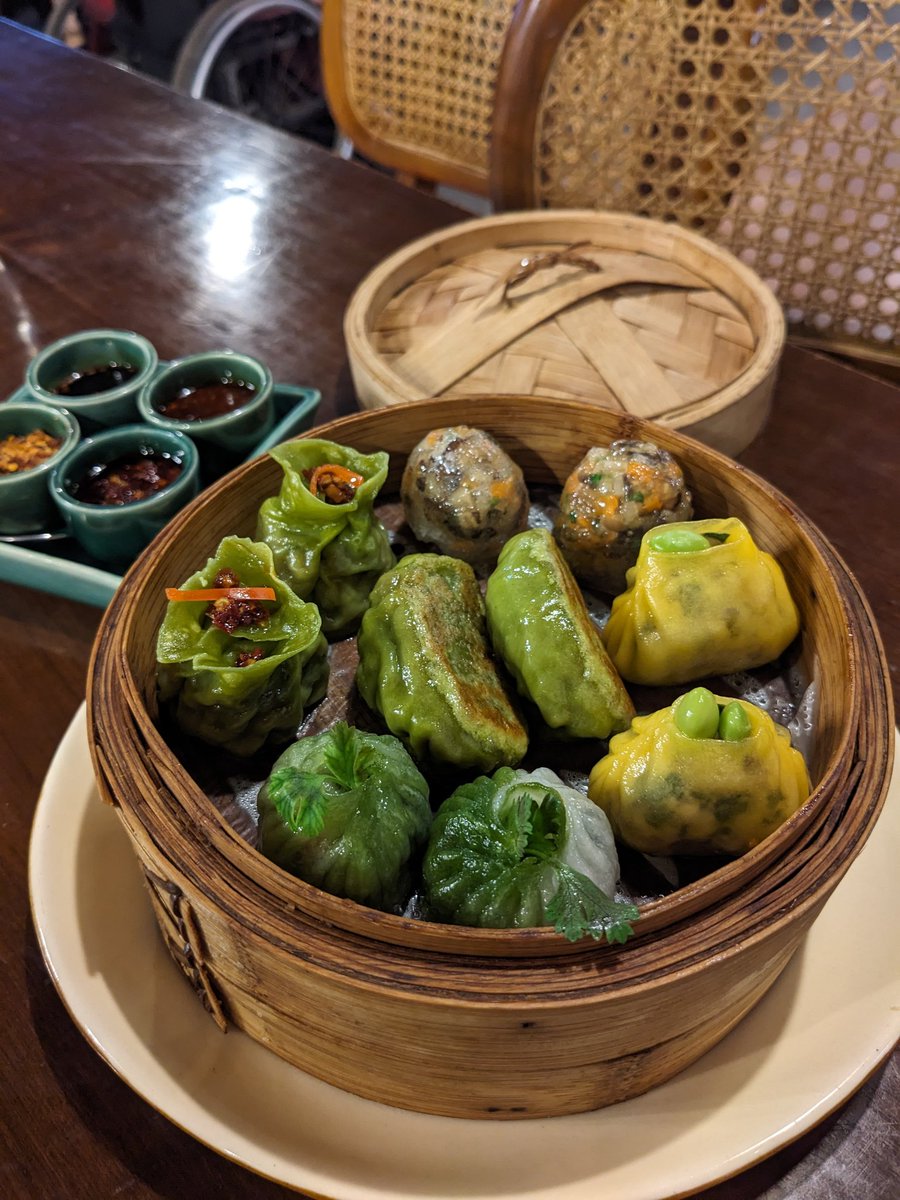 junkkDNA's tweet photo. #Foodie night w #mamagoto
#panasia
#FoodFriday
#meandmysuitcase
@madebygoogle
#teampixel
#Pixel4a https://t.co/eGPZZOQPZu