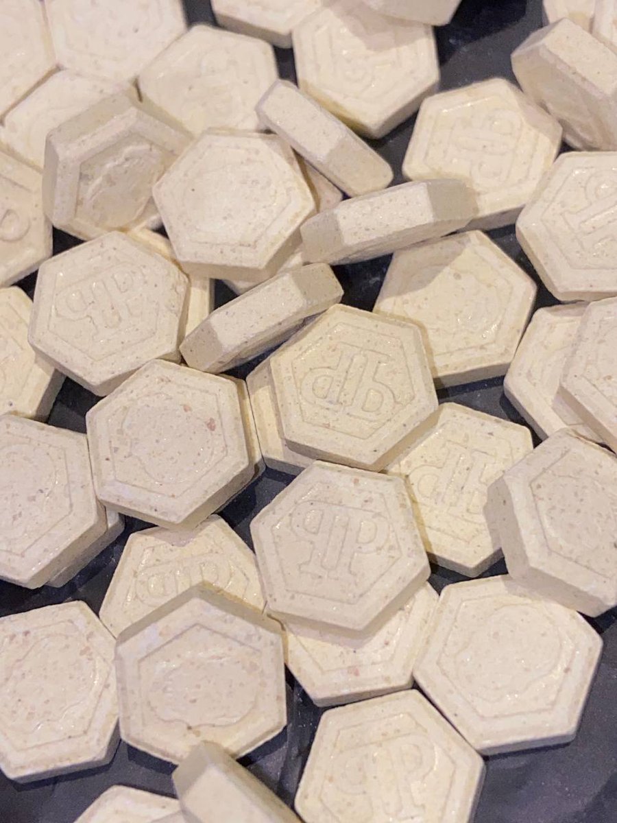 Jackstore420's tweet photo. 💀  OpenEyeSociety 💀
  Ecstasy, pills
Not for Amateurs ‼️
Phillip Plein 330mg  💀✨
#anxiety #depression #mentalhealth #mentalhealthawareness #mentalhealthmatters #ptsd #mentalillness #therapy #healing #mindfulness #anxietyrelief #bipolar #meditation #anxietyawareness #pain https://t.co/SZSdPbim18