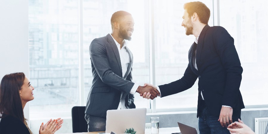 functionfox's tweet image. Finding new clients for your creative business is an ongoing process that requires consistent effort, creativity, and communication. Here are our tips on how to attract new business:
functionfox.com/blog/how-to-at…
#newbusiness #creativebusiness #newclients #staycreative
