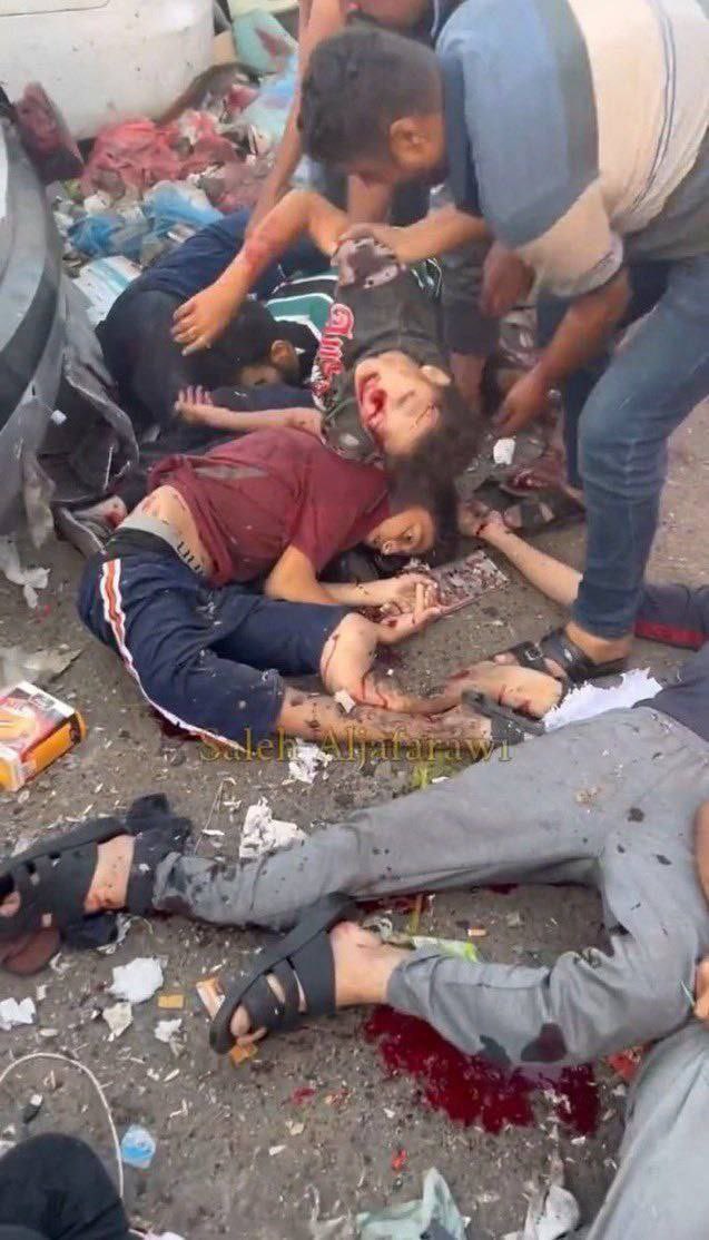 Gelde yaşa. Ölüm bizim için daha iyi. Ya RAB! İmkan ver ve bu bizi zilletten kurtar. Ne zamana kadar bu vahşeti izleyeceğiz? İsrail ve destekçilerinin boyunları kırılsın.