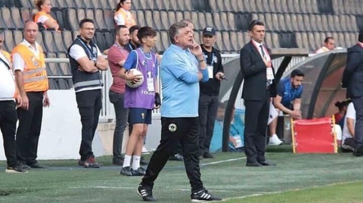 Menemen futbol kulübünde göreve başlayan üyemiz sn Yılmaz vural hocamıza başarılar dileriz