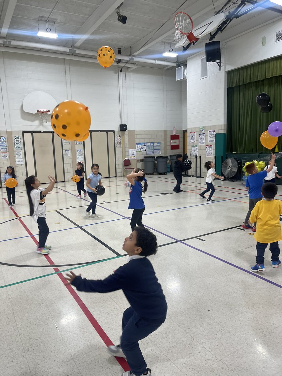b_physical's tweet image. JBK PE week in review K-2nd grades worked with a balloon striking and tracking it in the air.  3rd-5th graders starting on volleyball passing.    Up Next we will continue to work volleyball skills of setting and serving.