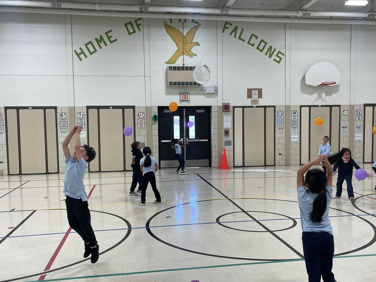 b_physical's tweet image. JBK PE week in review K-2nd grades worked with a balloon striking and tracking it in the air.  3rd-5th graders starting on volleyball passing.    Up Next we will continue to work volleyball skills of setting and serving.