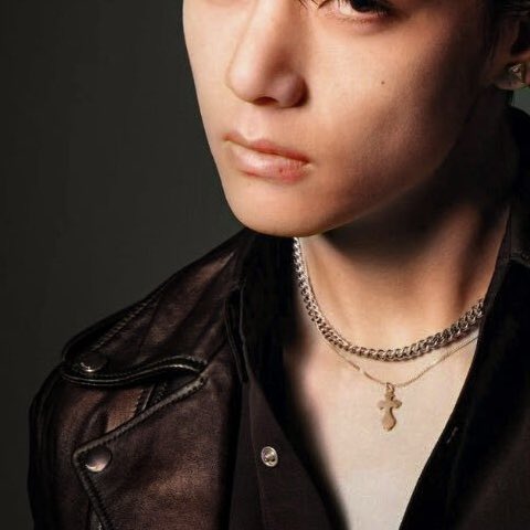 thysyre's tweet image. Standing Next To You | kookv au ⭐️
—
“Hurt him once, I’ll hurt you thrice.” 
-Jeon Jeongguk