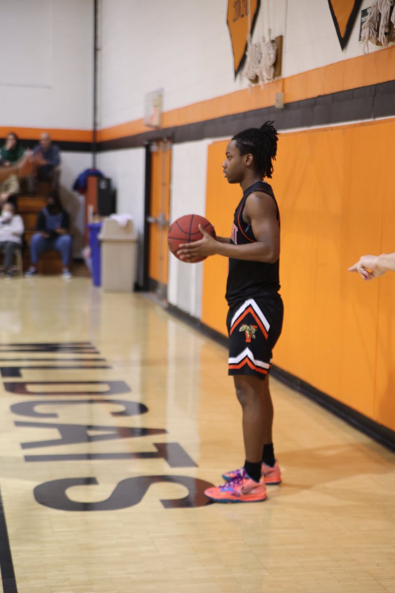 Vermont Academy Boys' Prep Basketball (@vermontacadhoop) on Twitter photo Congrats to Jayden Watkins and Chike Ndefo on being elected captain by their teammates for the 2023-24 season. Both seniors are in their 3rd year at Vermont Academy. <a href="/CrownBBALL/">Crown Basketball</a> Congrats to Jayden Watkins and Chike Ndefo on being elected captain by their teammates for the 2023-24 season. Both seniors are in their 3rd year at Vermont Academy. <a href="/CrownBBALL/">Crown Basketball</a>