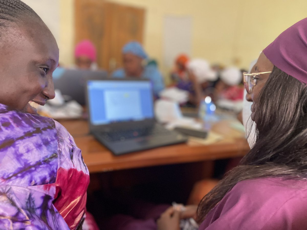DigitalNisa's tweet photo. Digit'elles Tour #4

Jour 5 :Nos apprenantes sont confiantes et toujours aussi déterminées. La formation se déroule dans la joie et la bonne humeur. Elles ont déjà acquis des compétences en informatique et en bureautique.
@GroupeSonatel @ODCSenegal 
 #DIGITELLES https://t.co/ybxvi5v3Bc