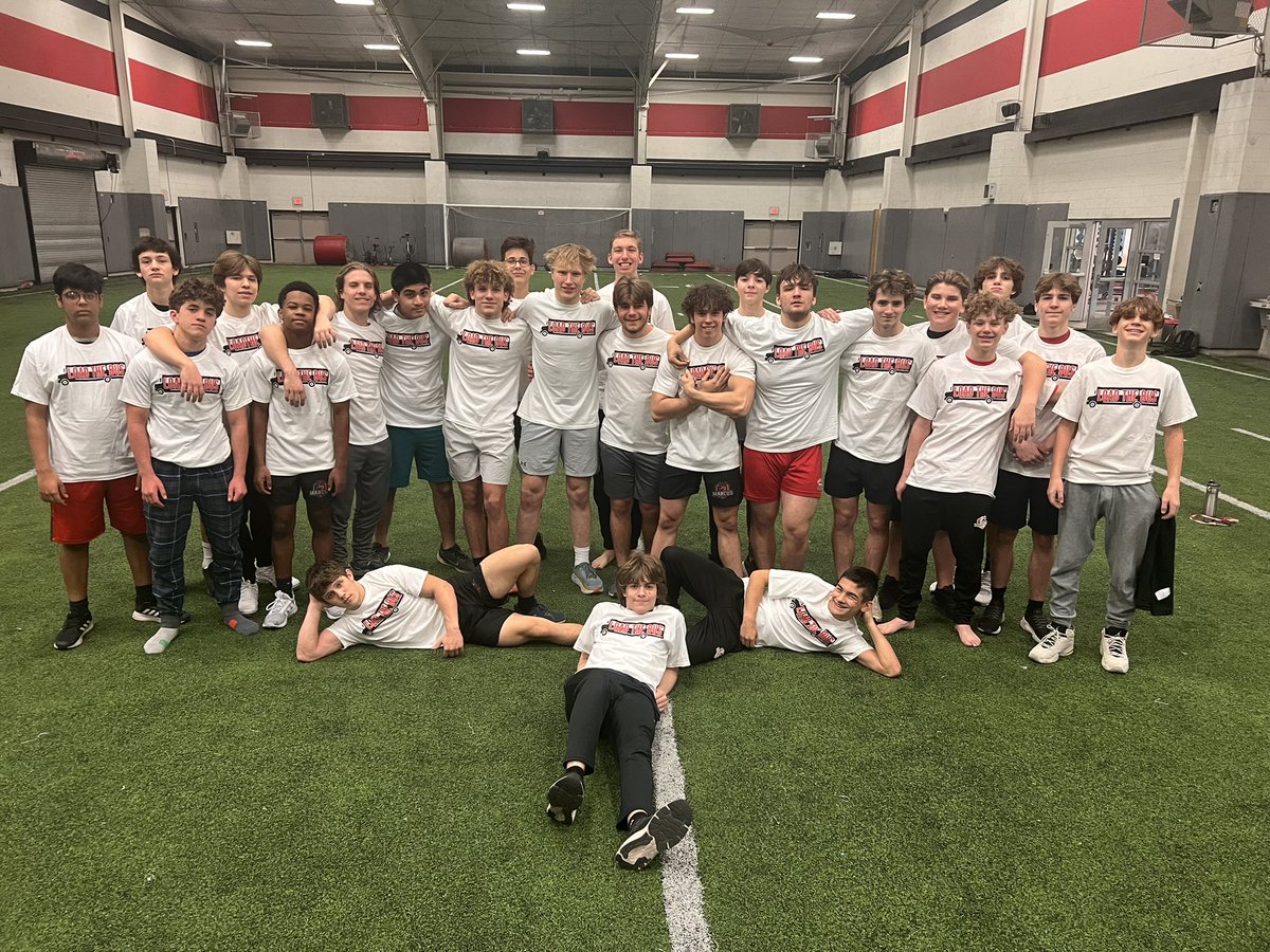 PCnowisthetime's tweet image. Another incredible preseason phase with @MarcusWrestling! Threw everything we could at these dudes and they refused to break! 

One Goal: #LoadTheBus 🚌 

Congrats to our Fear and Fridays Finale Champs, the Rangers (stay winning) and big s/o to our ⭐️ of the Year, Erik Soelberg!