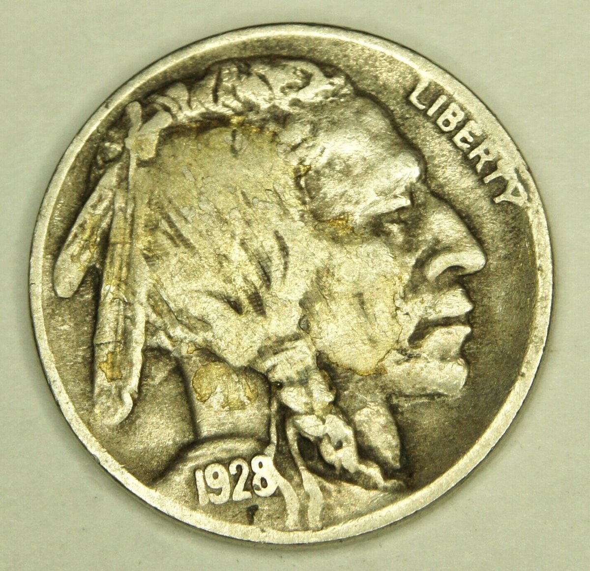 SilcoBizaar's tweet photo. 1928 D Buffalo Head Nickel - Old US Coin
https://t.co/B4r5yKitK6

#coins #uscoins #rarecoins #buffalohead #buffalonickel #coincollecting https://t.co/AMfNdZ4WMd