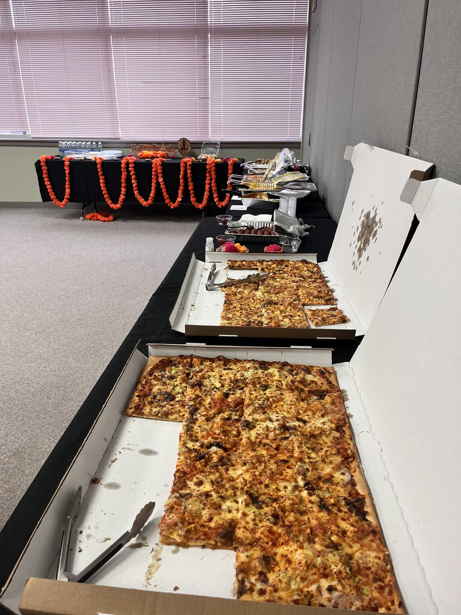 rafael_segarra's tweet photo. Thank you, thank you, thank you to @saily and team for providing us with a great lunch to celebrate Diwali for the 10th year @ipsd204! Food is fantastic as usual! https://t.co/2pGhHobX6G