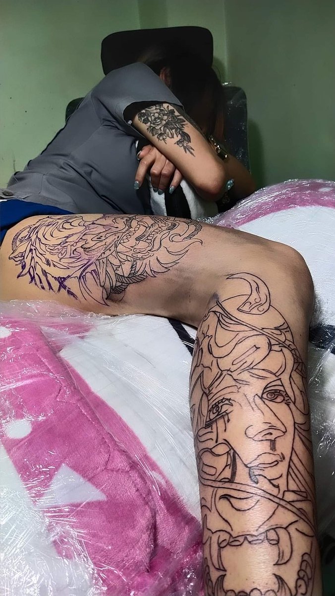 หลับคาเข็มเฉย...วัยรุ่นทุนโรงงาน
สักลายสอบถามได้ครับ