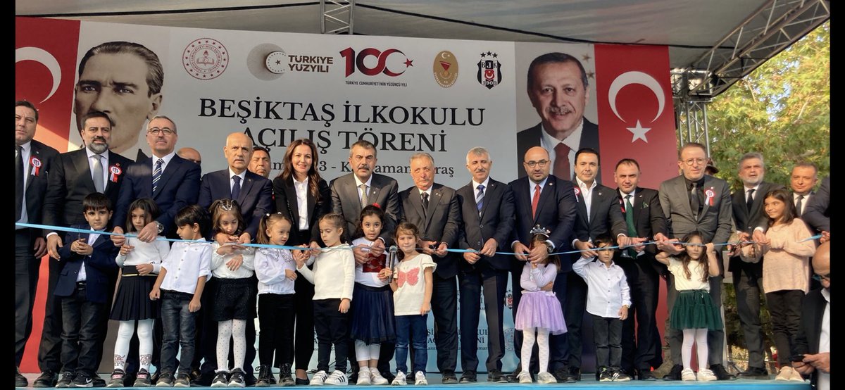 mehtapferah's tweet photo. Depremde etkilenen bölgelere Beşiktaş’ımızın adını taşıyan onlara umut ve gelecek olan okullarımızı açtık. Adıyaman, Maraş ve Gaziantep’te okul açılışına @tcmeb Bakanımız Sn.Yusuf Tekin; Sn.Fatma Şahin ve Baskanımız Sn. Ahmet Nur Çebi’nin önderliğinde olmustur.Hayırlı, ugurlu olsun🙏🏼🧿🦅 Emeği geçen herkese teşekkür ederiz. @Besiktas