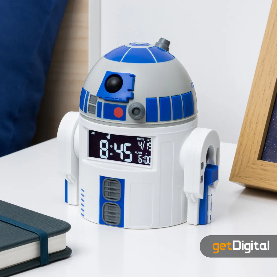 getDigital_de's tweet photo. Keine Sorge, ihr müsst keine neue Fremdsprache lernen, um diesen niedlichen #Droiden zu verstehen. Es reicht, wenn ihr von dem nervigen Piepen einfach wach werdet! #R2D2 arbeitet ab sofort nämlich als #Wecker.

Hier findet ihr ihn: https://t.co/iQKSjr8lcA https://t.co/OpA9gHCqID